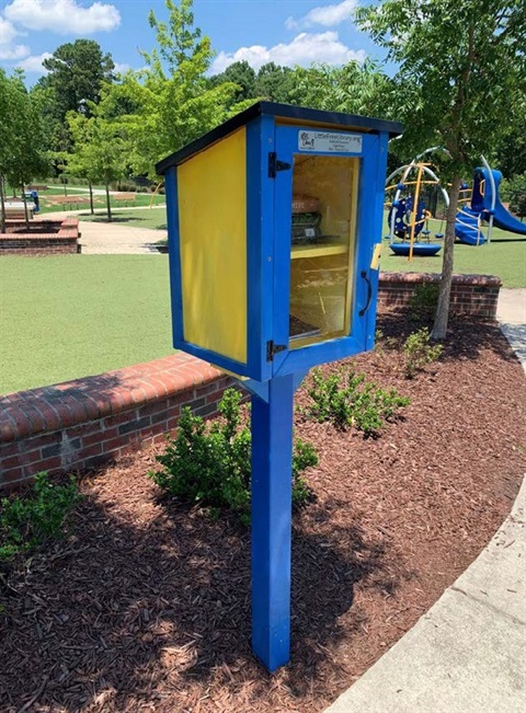NW Park Little Library (1).jpg