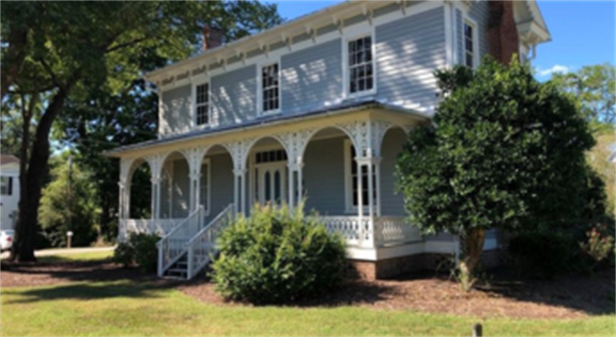 A Brush of History - Painting at the Pugh House